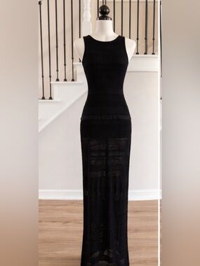 Bloomingdale's Black Sleeveless Knit Maxi Dress